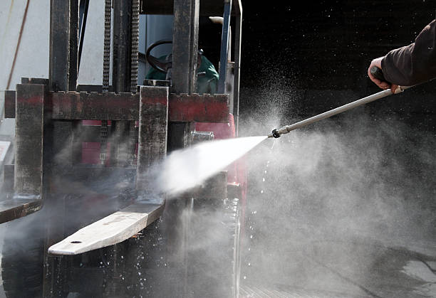 Best Sign and Awning Cleaning  in Fulton, TX